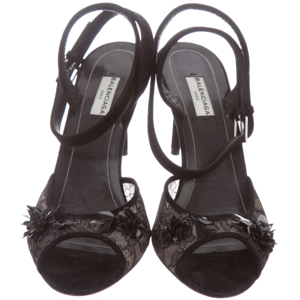 Balenciaga lace heel with ankle straps, size 40/ 9US New Condition!